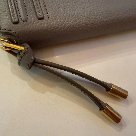 Chloe Marcie Full Zip Around Continental Wallet Gray - Picture 4 of 15